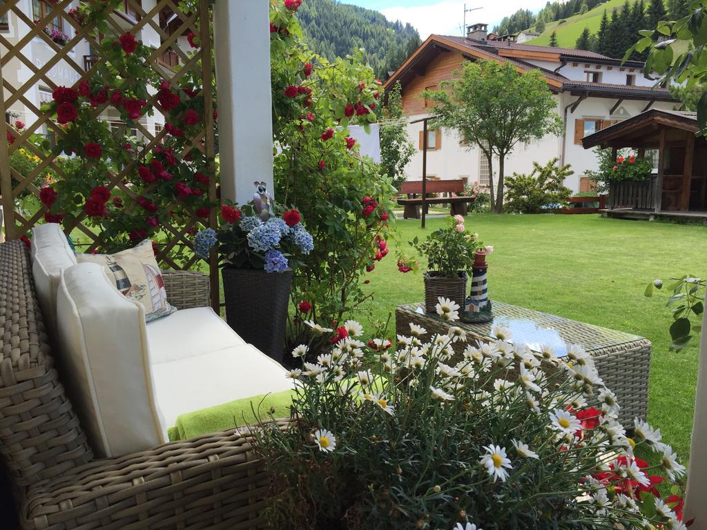 Apartments Vaiolet Santa Cristina Val Gardena Eksteriør billede